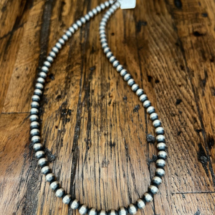 24" 6mm Navajo Pearl