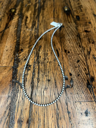 14" 3mm Navajo Pearl