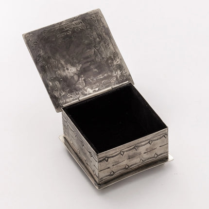 SM Box w/ Turquoise Cross